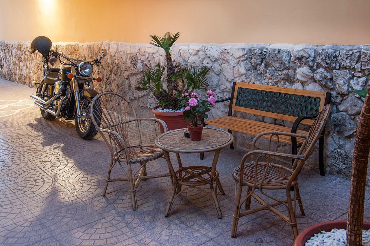 Guesthouse Da Filiberto เมเลนดูญโญ ภายนอก รูปภาพ